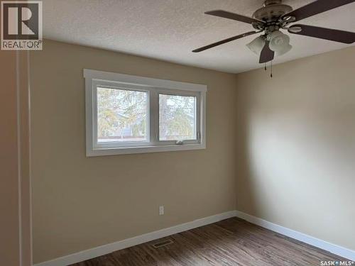 30 Shore Bay, Regina, SK 