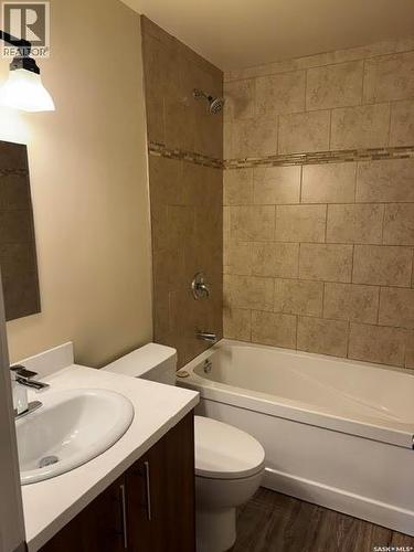 30 Shore Bay, Regina, SK 