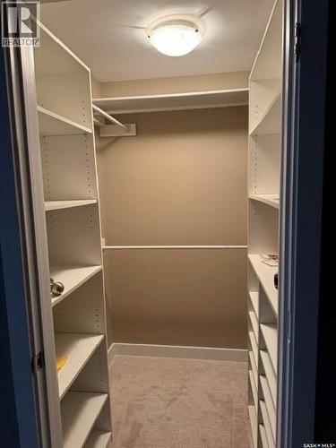 30 Shore Bay, Regina, SK 