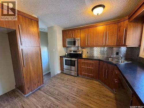 30 Shore Bay, Regina, SK 