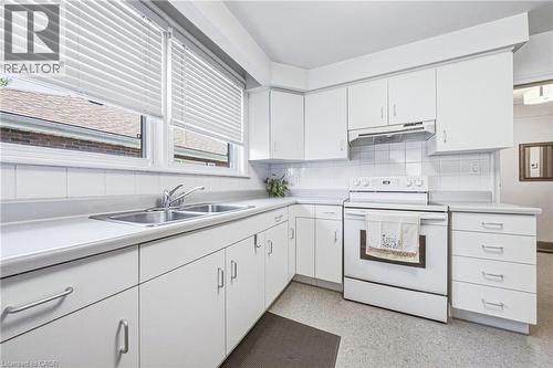 208 Glencarry Avenue, Hamilton, ON - Indoor Photo Showing Kitchen With Double Sink