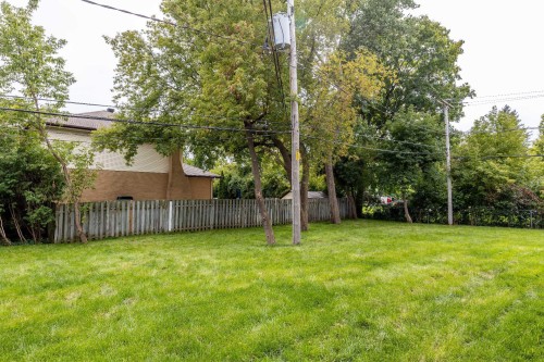 Courtyard - 17818 Ch. Ste-Marie, Beaconsfield, QC 