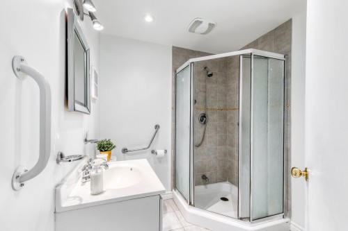 Salle de bains - 441 St-Lawrence Road, Beaconsfield, QC 