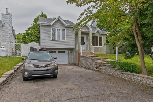 6121 Rue Pageau  Laval (Auteuil), QC H7H 2W1