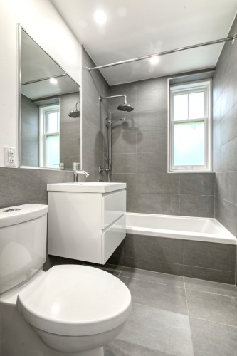 Bathroom - 304-4557 Rue Sherbrooke O., Westmount, QC - Indoor Photo Showing Bathroom