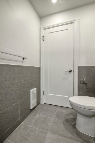 Bathroom - 304-4557 Rue Sherbrooke O., Westmount, QC - Indoor Photo Showing Bathroom