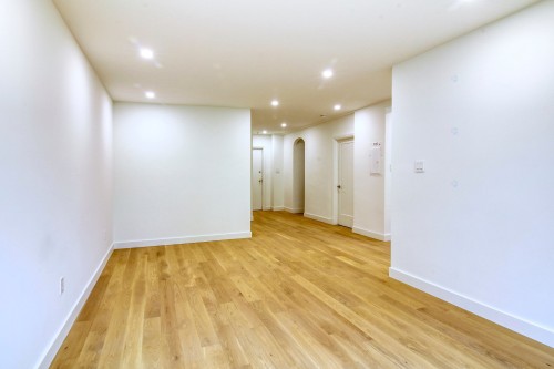 Living Room - 304-4557 Rue Sherbrooke O., Westmount, QC - Indoor Photo Showing Other Room
