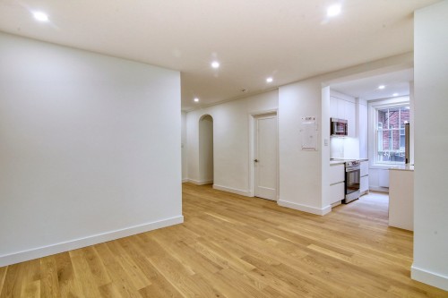 Living Room - 304-4557 Rue Sherbrooke O., Westmount, QC - Indoor Photo Showing Other Room