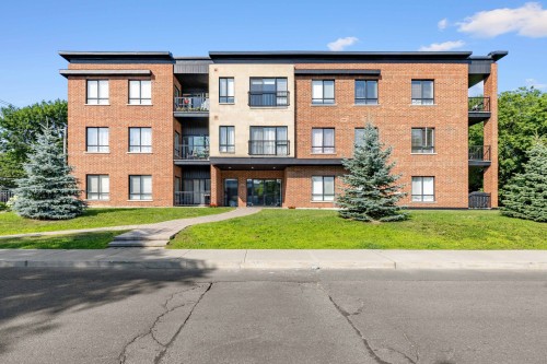 307-355 Rue Hurteau  Dollard-Des-Ormeaux, QC H9G 2L7