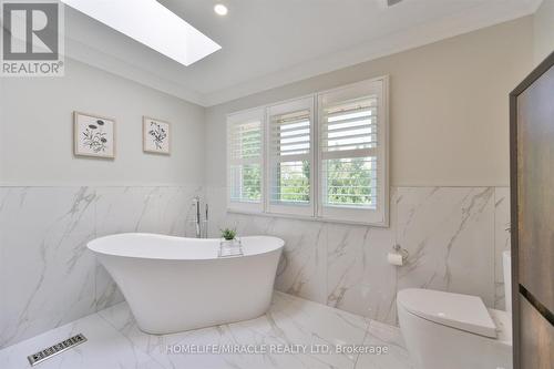 2479 Rathlin Court, Mississauga, ON 