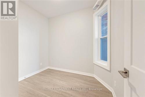 302 - 657 Barton Street E, Hamilton, ON 