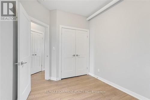 302 - 657 Barton Street E, Hamilton, ON 