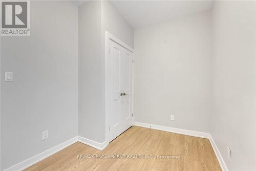 302 - 657 Barton Street E, Hamilton, ON 