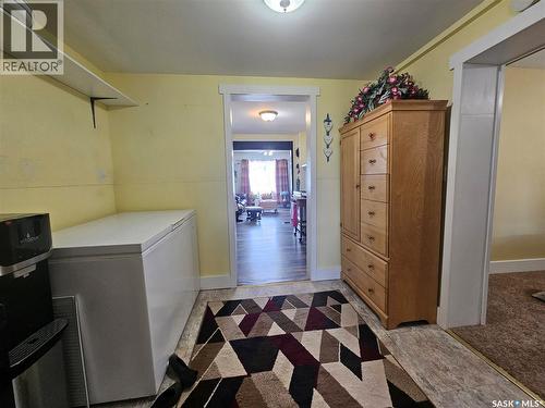 201 Main Street, Glaslyn, SK 