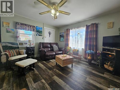 201 Main Street, Glaslyn, SK 