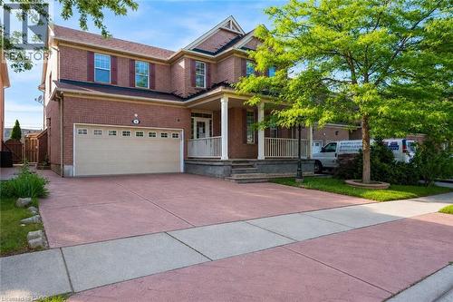 8 GANDER Crescent  Brampton, ON L6P 2J5