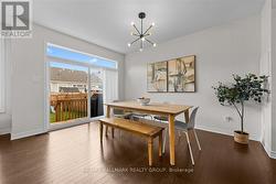 Dining Area - 