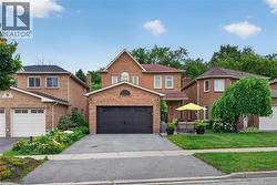 17 PINELLAS Drive Brampton, ON L6Z 3C1