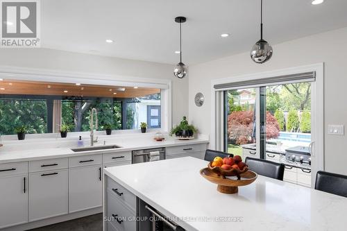 1883 Bough Beeches Boulevard, Mississauga, ON 