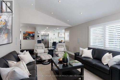 1883 Bough Beeches Boulevard, Mississauga, ON 