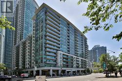 1017 - 25 LOWER SIMCOE STREET  Toronto, ON M5J 3A1