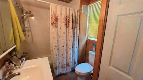 4 pce. bathroom - 353 Gimli Road, Dunnottar, MB 