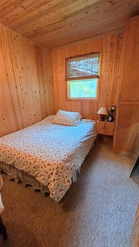 Second bedroom - 353 Gimli Road, Dunnottar, MB 