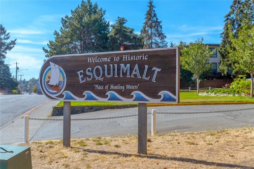 883 Lampson St, Esquimalt, BC 