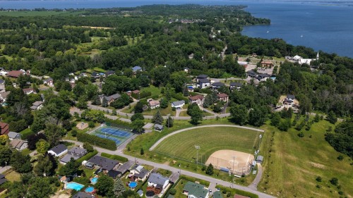 À proximité - 38 142E Avenue, Notre-Dame-De-L'Île-Perrot, QC 