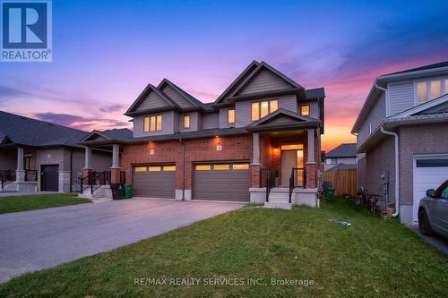 138 WOODBERRY CRESCENT  Woolwich, ON N3B 0E5