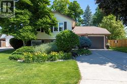 1061 BRIMWOOD CRESCENT  Sarnia, ON N7S 5E8