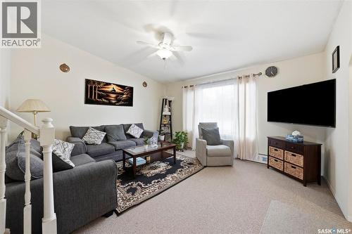 214 Dunlop Street, Saskatoon, SK 
