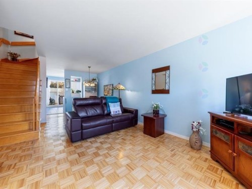 Overall view - 295Z Rue De Montmartre, Saint-Jean-Sur-Richelieu, QC - Indoor Photo Showing Living Room