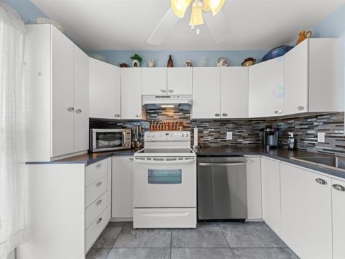 Kitchen - 295Z Rue De Montmartre, Saint-Jean-Sur-Richelieu, QC - Indoor Photo Showing Kitchen