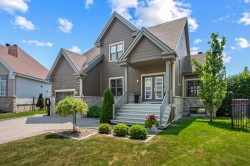 1678 Rue de la Fresnière  Chambly, QC J3L 0M5