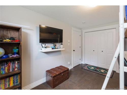 112 Holland Dr, Moncton, NB 