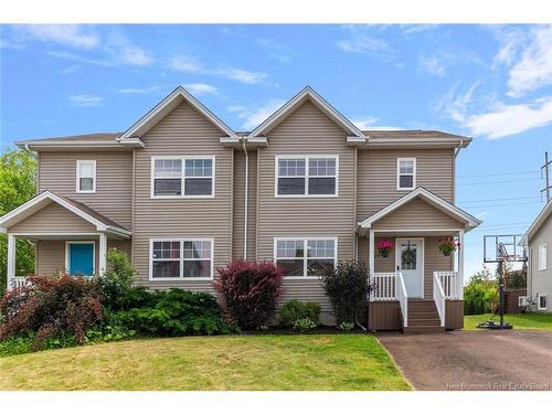 112 Holland Dr, Moncton, NB 