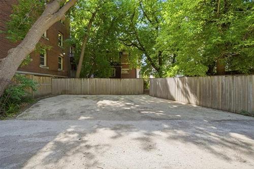 199 Furby St, Winnipeg, MB 