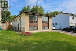 16 GARROW Drive  Hamilton, ON L9C 6G9