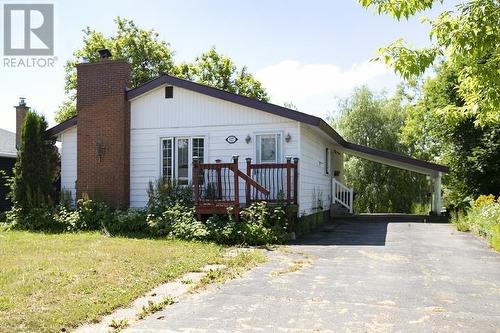 527 Placid AVE  Sault Ste. Marie, ON P6B 3M4