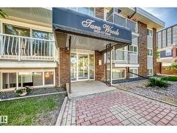 #305 10225 117 ST NW  Edmonton, AB T5K 1X7