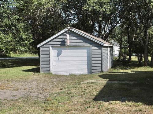 16 Wrights Road, Shelburne, NS 