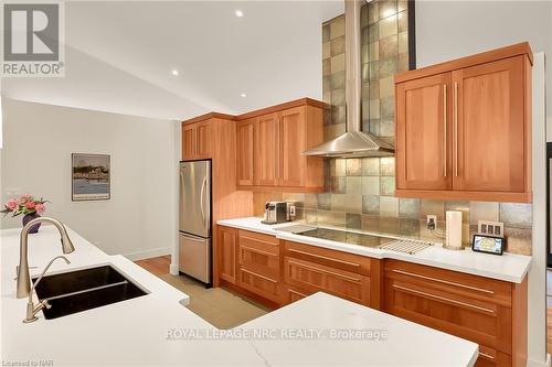 16 Spring Garden Boulevard, St. Catharines (Lakeshore), ON 