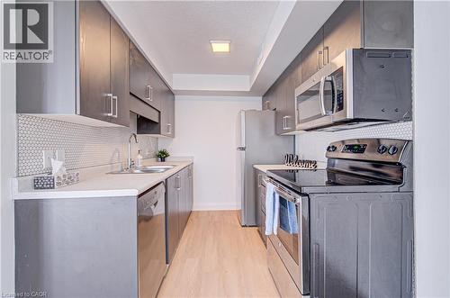 40 Cheese Factory Road Unit# 102, Cambridge, ON - Indoor Photo Showing Kitchen