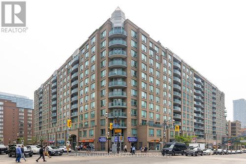 528 - 109 Front Street E, Toronto, ON 