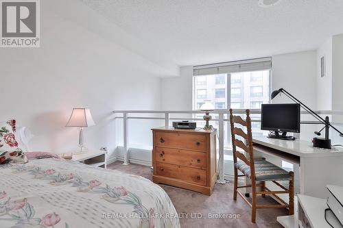528 - 109 Front Street E, Toronto, ON 