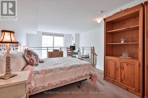 528 - 109 Front Street E, Toronto, ON 