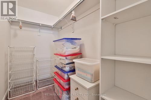 528 - 109 Front Street E, Toronto, ON 
