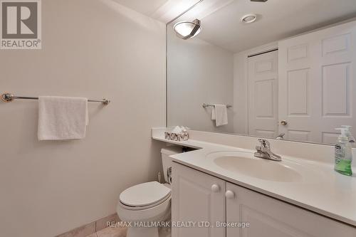 528 - 109 Front Street E, Toronto, ON 