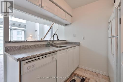 528 - 109 Front Street E, Toronto, ON 